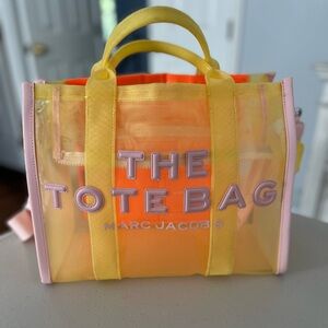 Marc Jacobs The Tote Bag 💛💗💛 (Med Size)